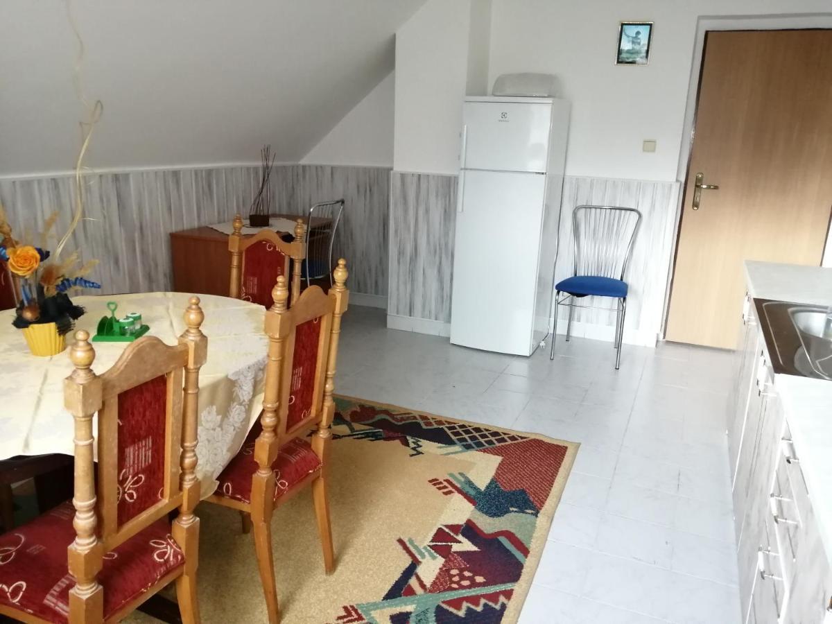 Ubytovanie Emily Dunajská Streda Esterno foto