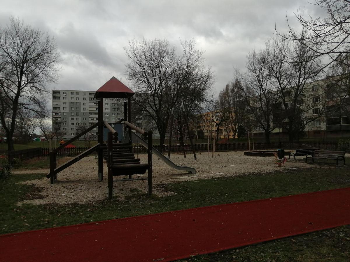 Ubytovanie Emily Dunajská Streda Esterno foto